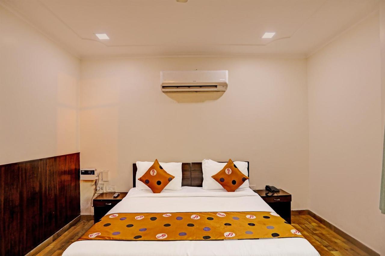 Hotel Grand Tushar - Ghaziabad Railway Station Ngoại thất bức ảnh