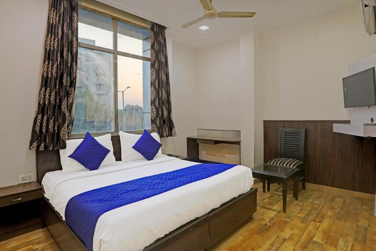 Hotel Grand Tushar - Ghaziabad Railway Station Ngoại thất bức ảnh