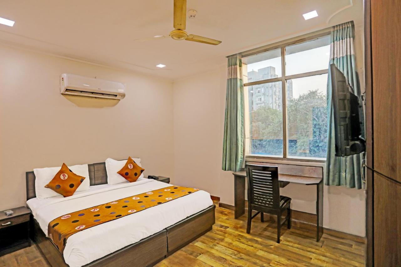 Hotel Grand Tushar - Ghaziabad Railway Station Ngoại thất bức ảnh